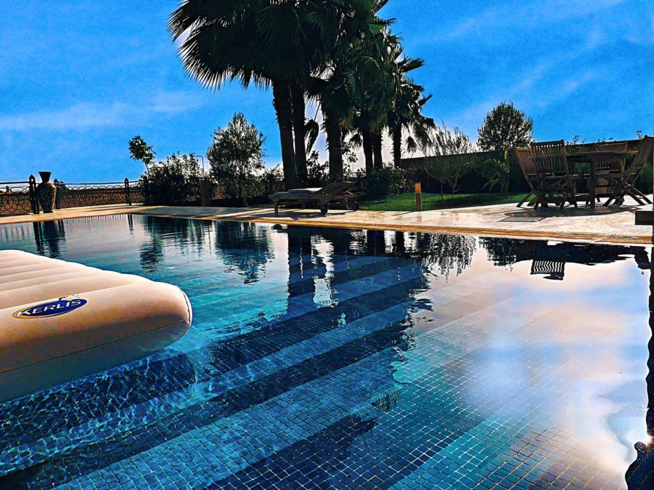 Villa Caprice 4